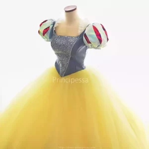 白雪姫風ドレス